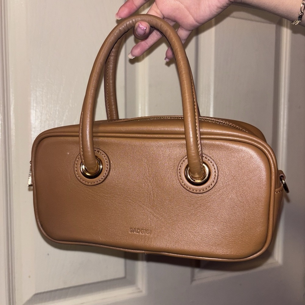 BADGIGI Brown Leather Handbag Satchel Made in Korea Top Handle- DAMAGE